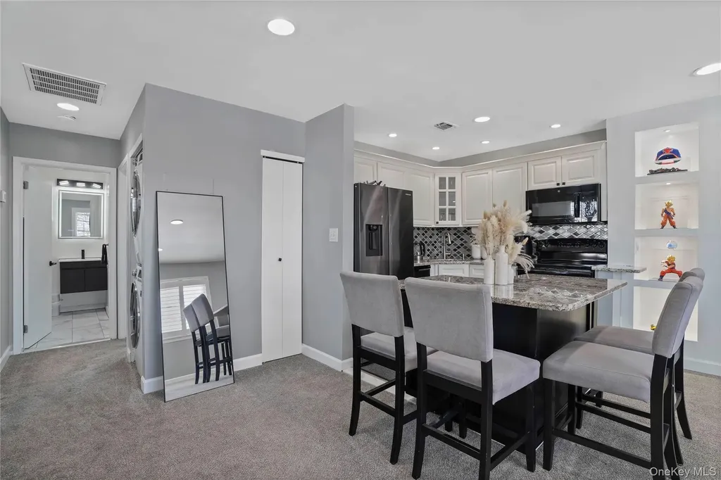 825 S Ocean Avenue Freeport NY 11520