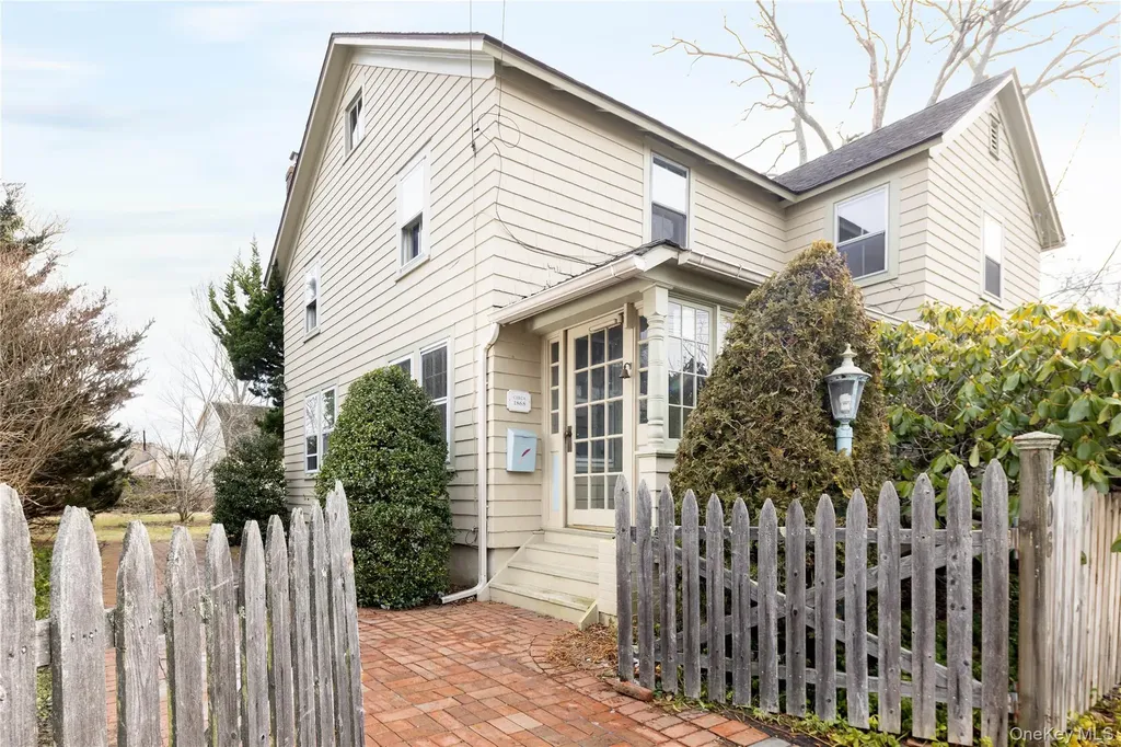 506 5th Street Greenport NY 11944