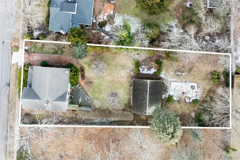 506 5th Street Greenport NY 11944