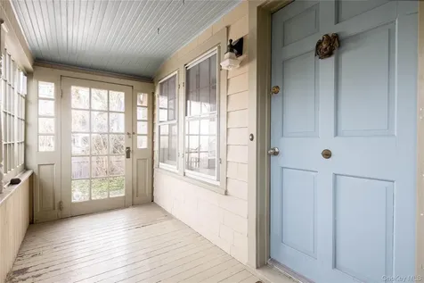 506 5th Street Greenport NY 11944