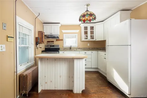 506 5th Street Greenport NY 11944