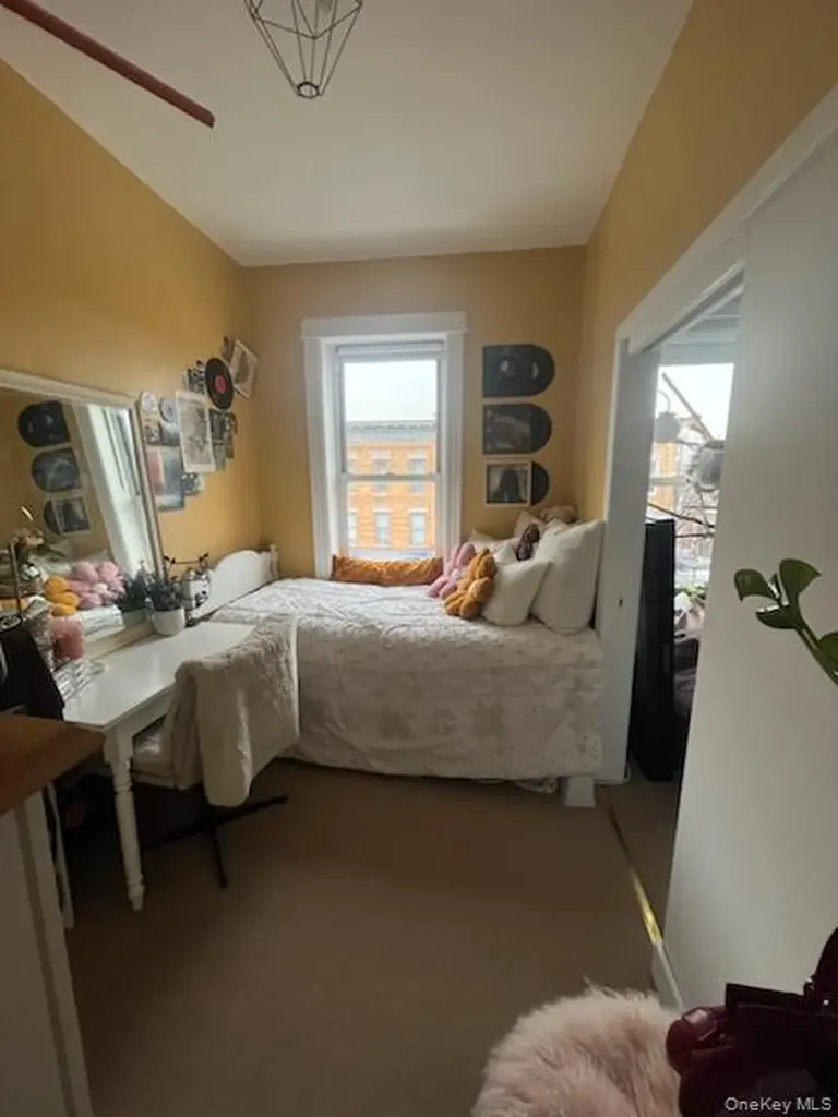 6556 Myrtle Avenue Glendale NY 11385