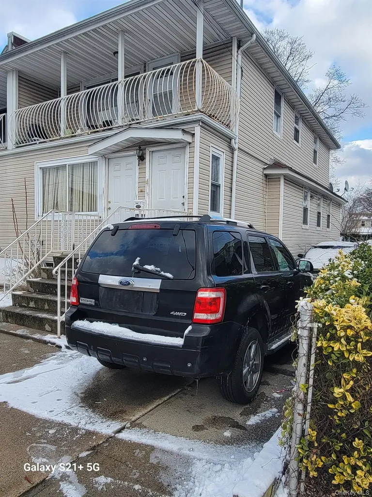 14421 230th Place Rosedale NY 11413