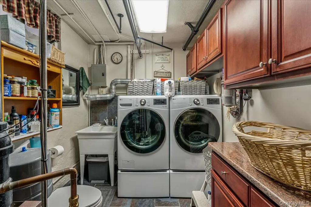 2724 166th Street Flushing NY 11358