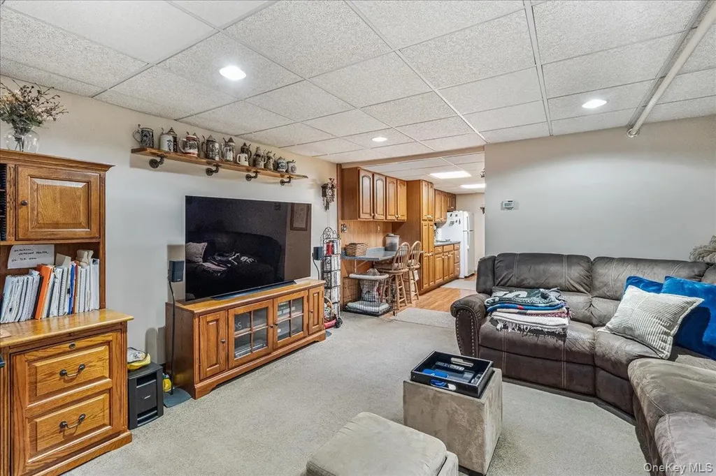 2724 166th Street Flushing NY 11358