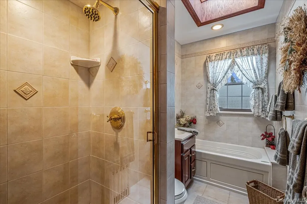 2724 166th Street Flushing NY 11358
