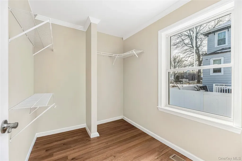 320 E 4th Street Mount Vernon NY 10553