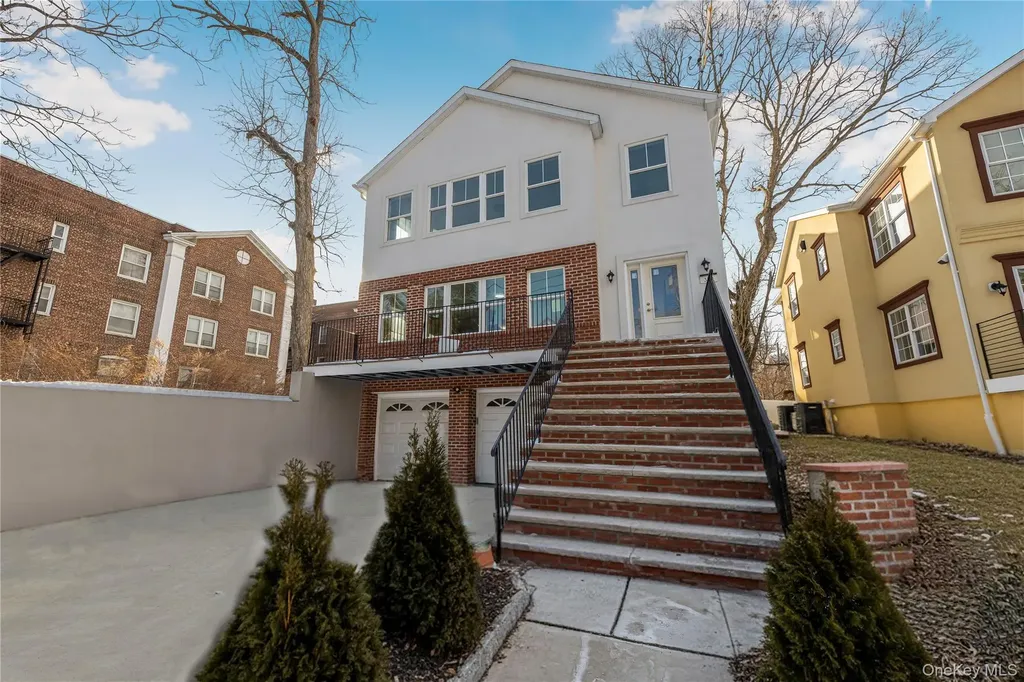 320 E 4th Street Mount Vernon NY 10553