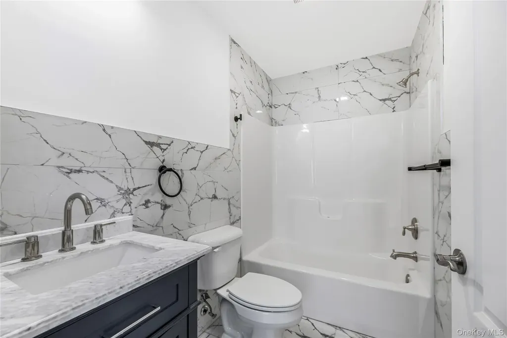 320 E 4th Street Mount Vernon NY 10553