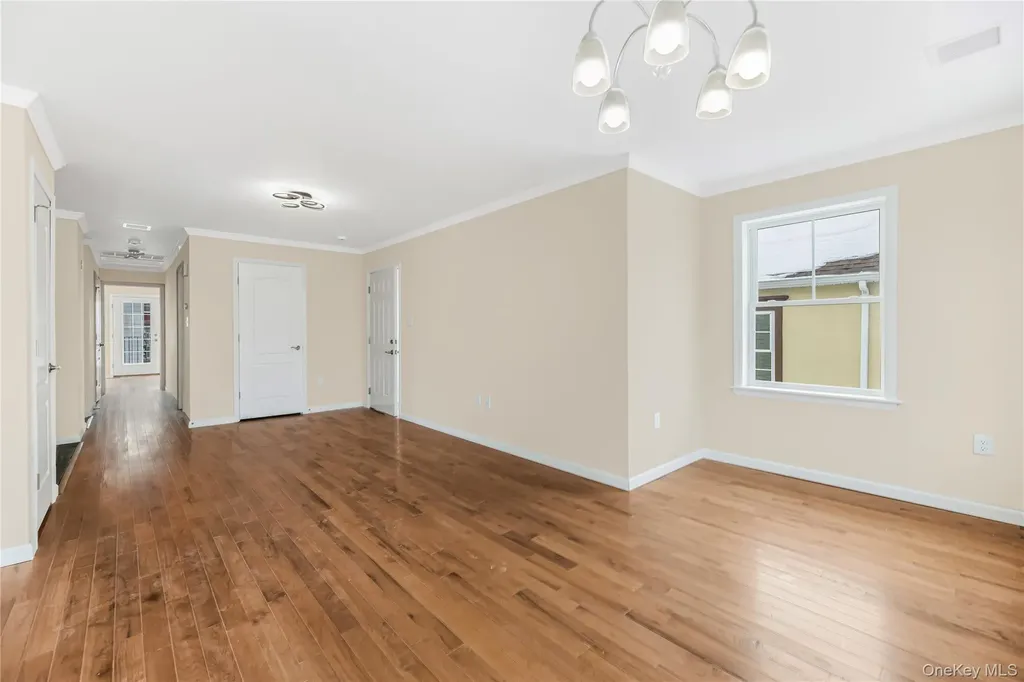 320 E 4th Street Mount Vernon NY 10553