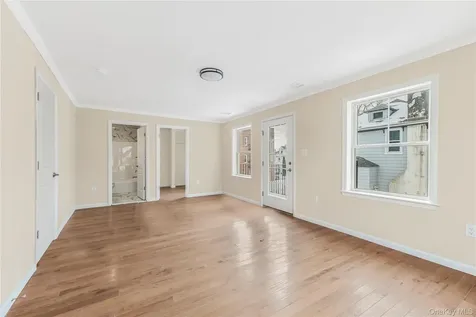320 E 4th Street Mount Vernon NY 10553