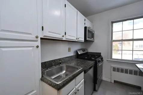 23 Fieldstone Road Hartsdale NY 10530