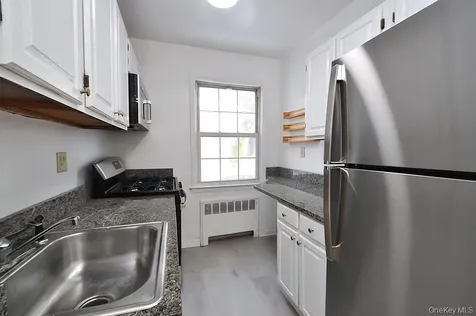 23 Fieldstone Road Hartsdale NY 10530