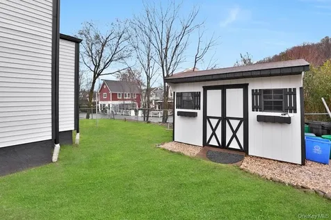 37 Mill Street Sloatsburg NY 10974