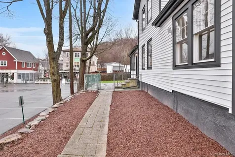 37 Mill Street Sloatsburg NY 10974
