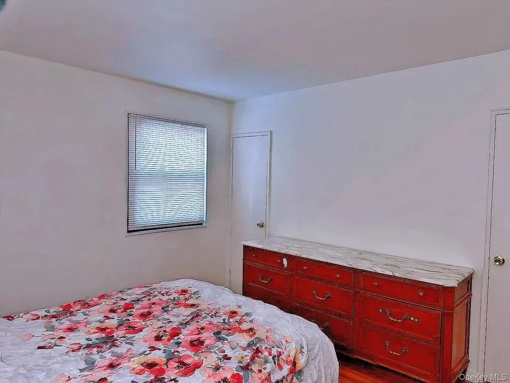 81-06 155 Avenue Howard Beach NY 11414
