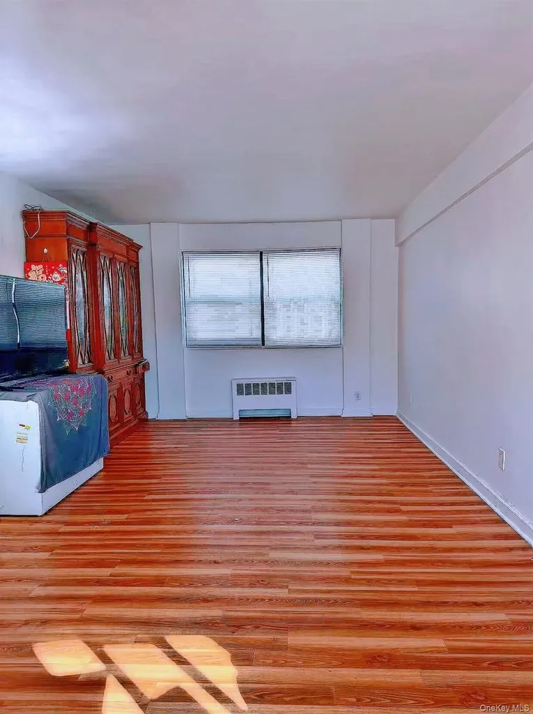 81-06 155 Avenue Howard Beach NY 11414