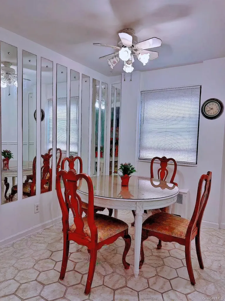 81-06 155 Avenue Howard Beach NY 11414