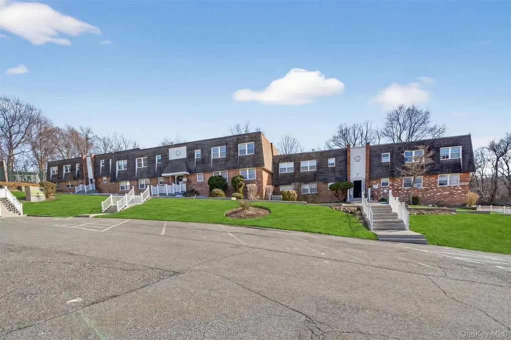 18 Crescent Drive Thiells NY 10984