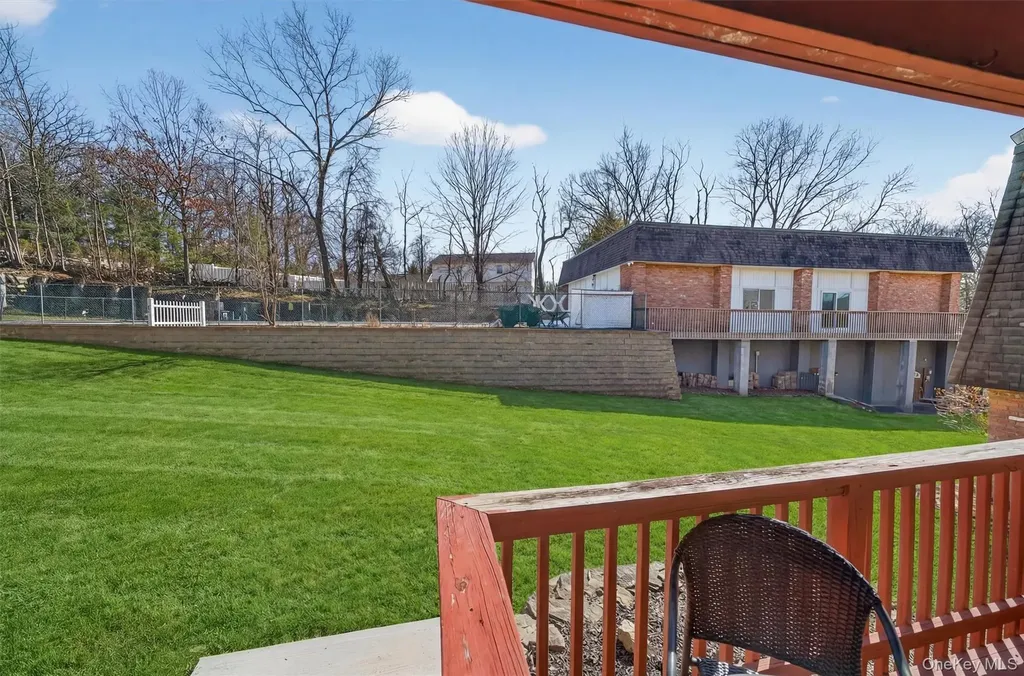 18 Crescent Drive Thiells NY 10984