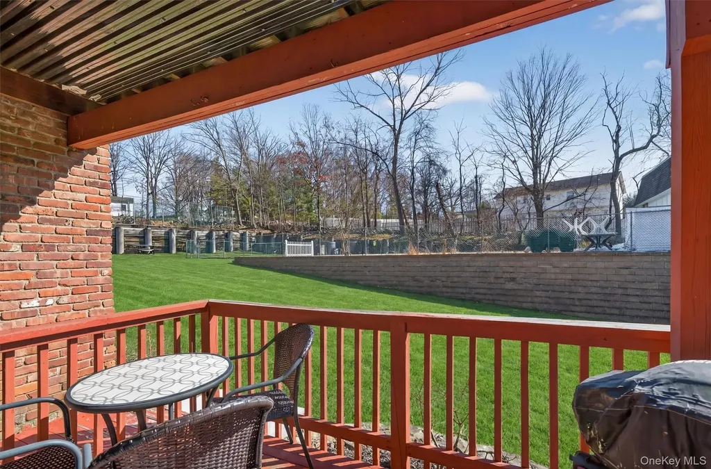 18 Crescent Drive Thiells NY 10984