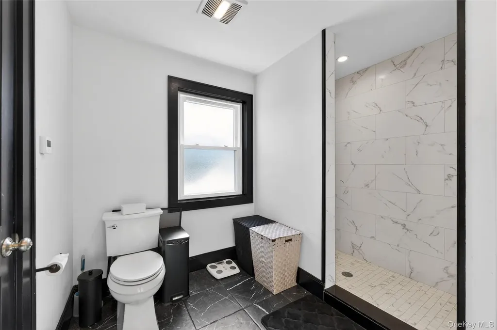 20 Westbridge Drive Babylon NY 11702