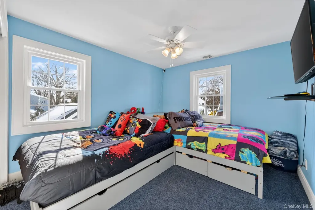 20 Westbridge Drive Babylon NY 11702