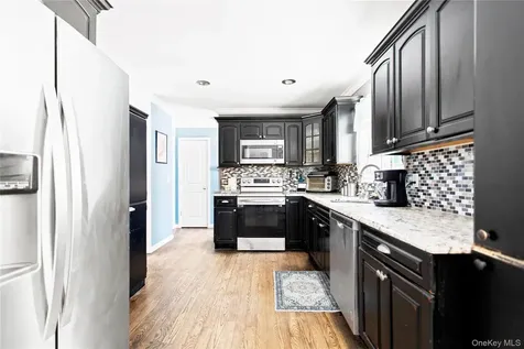 230 Eastport Manor Road Manorville NY 11949