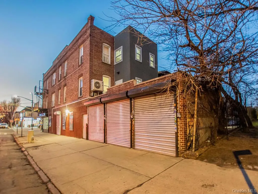 1406 White Plains Road Bronx NY 10462