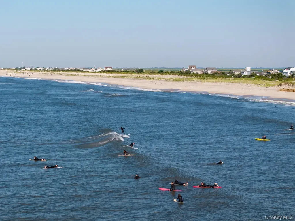 2 Cottage Walk Gilgo Beach NY 11702