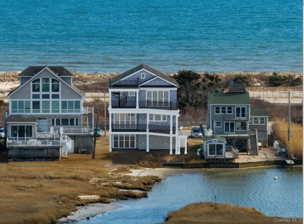 2 Cottage Walk Gilgo Beach NY 11702