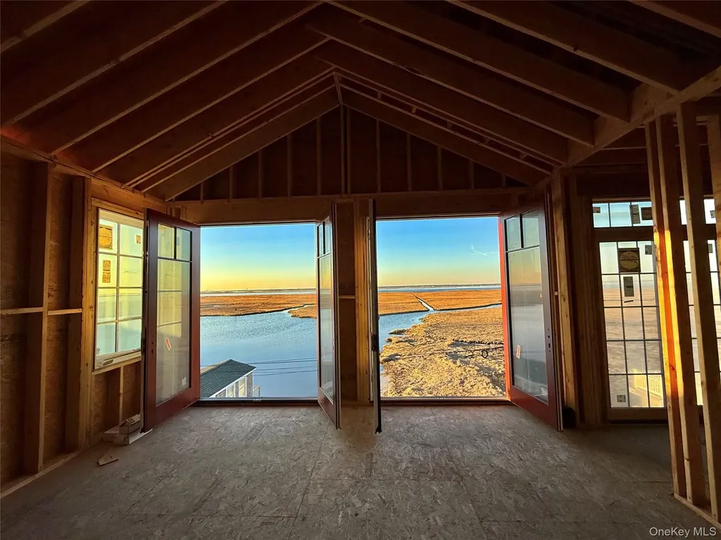 2 Cottage Walk Gilgo Beach NY 11702