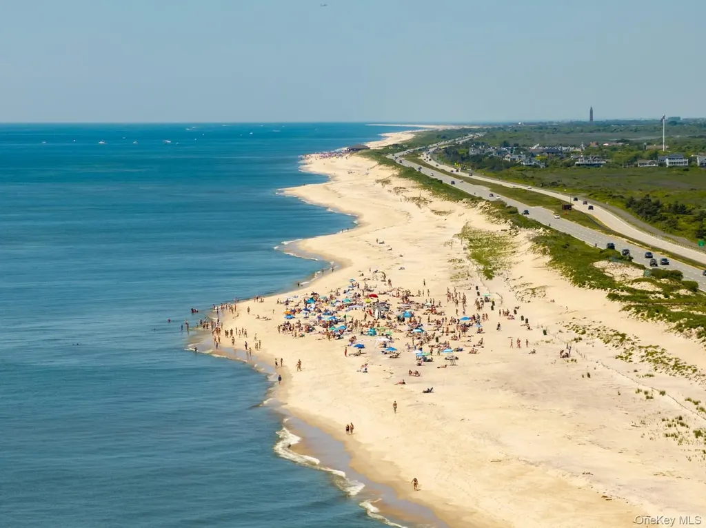 2 Cottage Walk Gilgo Beach NY 11702