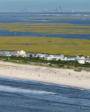 2 Cottage Walk Gilgo Beach NY 11702