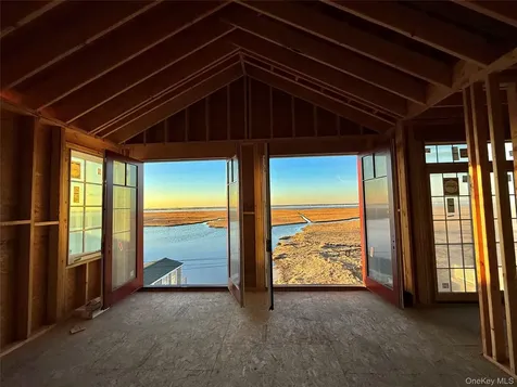 2 Cottage Walk Gilgo Beach NY 11702
