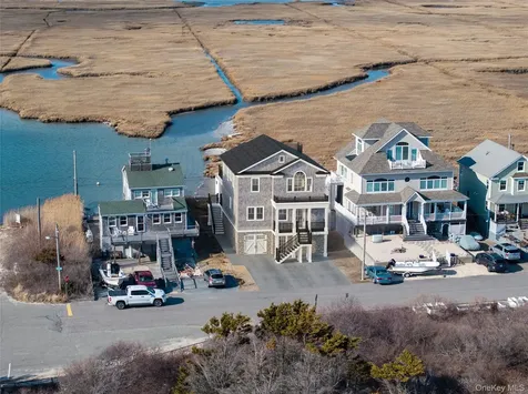 2 Cottage Walk Gilgo Beach NY 11702