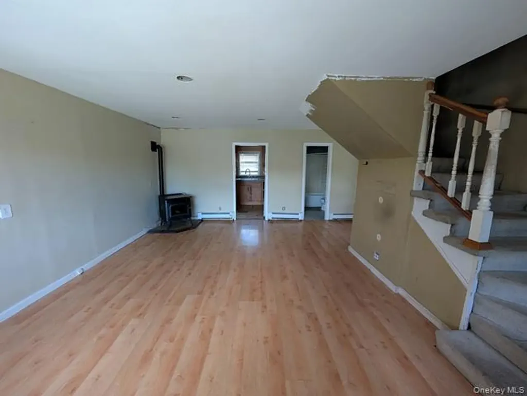219 Elm Road Mahopac NY 10541