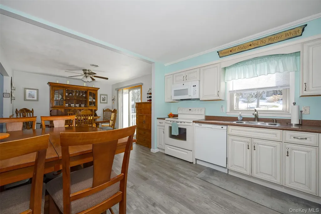25 Verplanck Avenue Hopewell Junction NY 12533