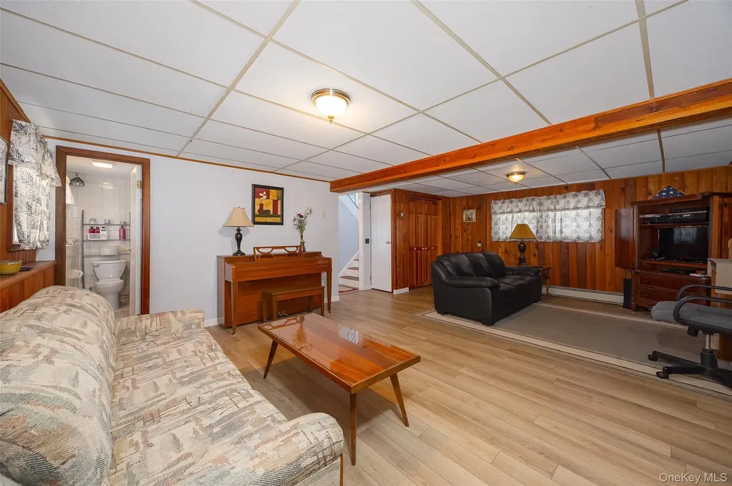 25 Verplanck Avenue Hopewell Junction NY 12533