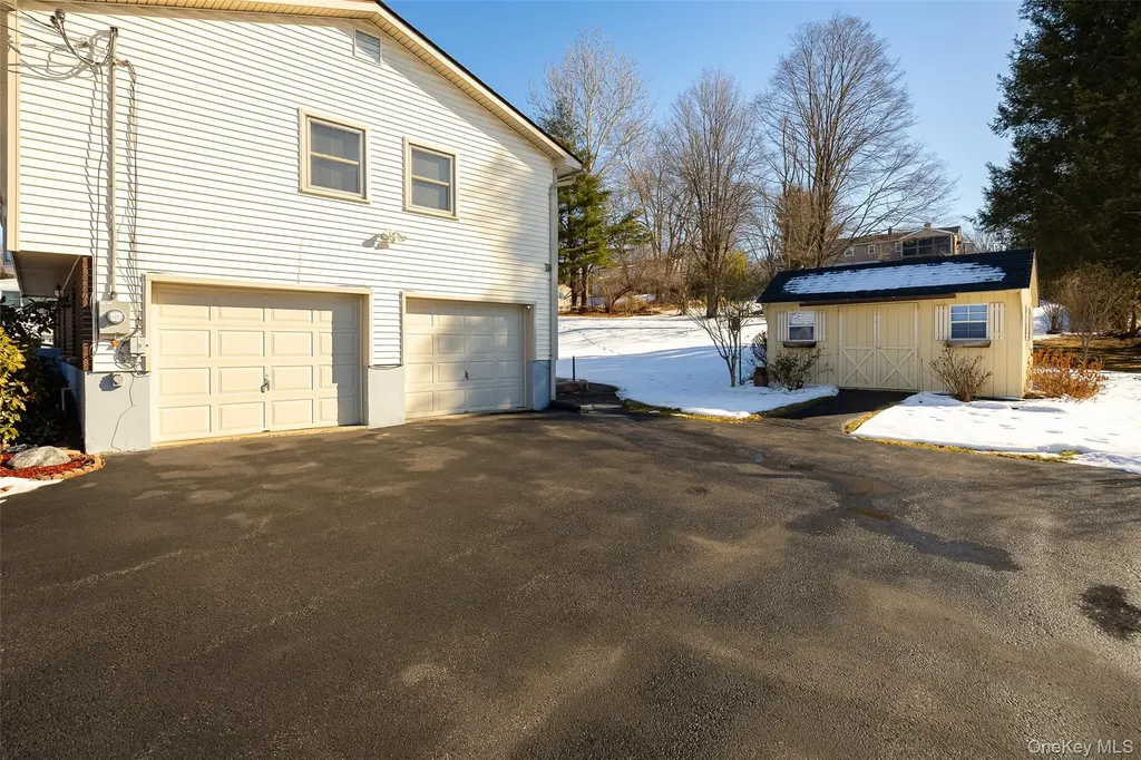 25 Verplanck Avenue Hopewell Junction NY 12533