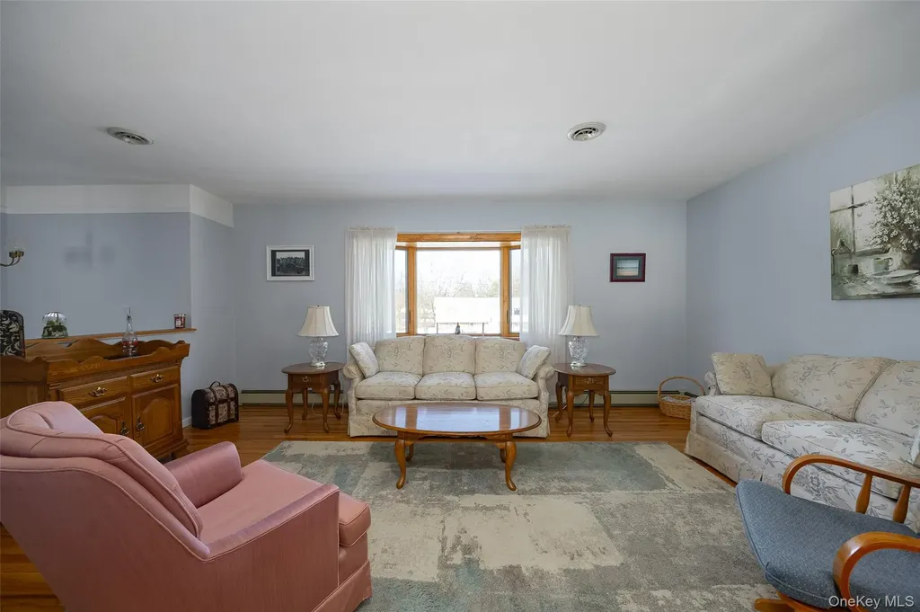 25 Verplanck Avenue Hopewell Junction NY 12533