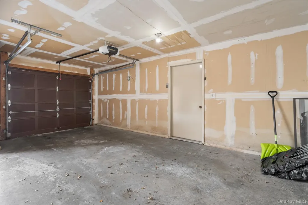 113 Foxwood Circle Mount Kisco NY 10549