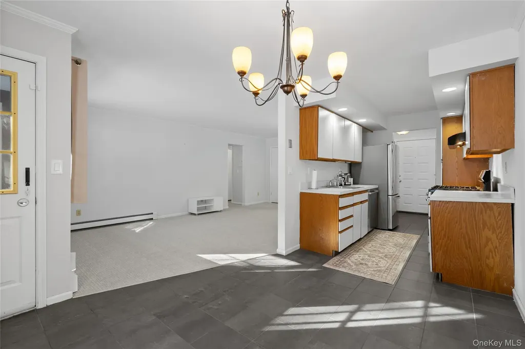113 Foxwood Circle Mount Kisco NY 10549