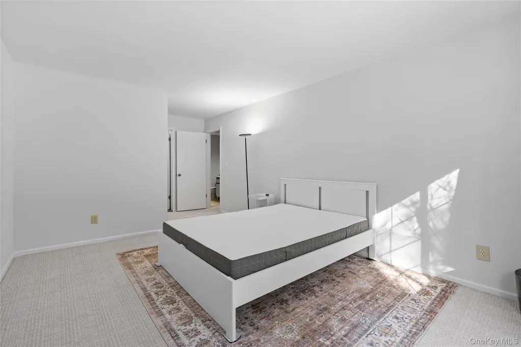 113 Foxwood Circle Mount Kisco NY 10549