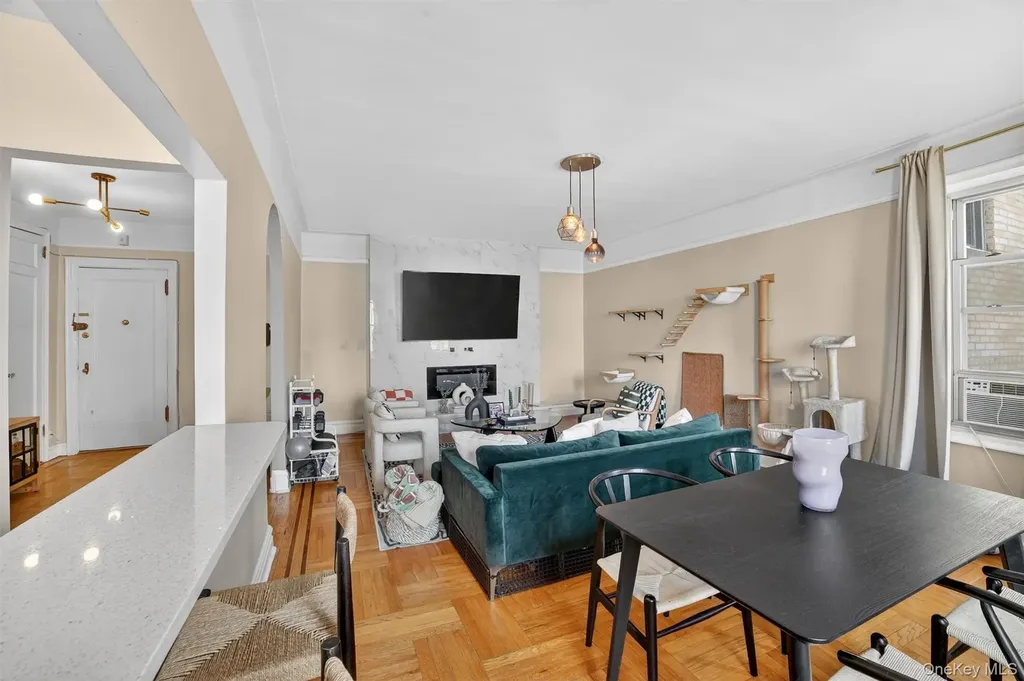 219 Bronx River Road Yonkers NY 10704