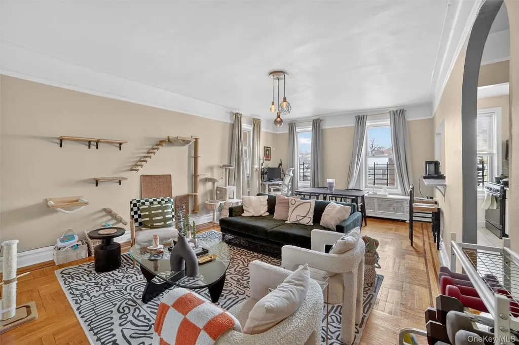 219 Bronx River Road Yonkers NY 10704