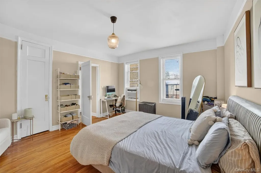 219 Bronx River Road Yonkers NY 10704