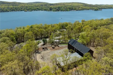 95 Jersey Avenue Greenwood Lake NY 10925