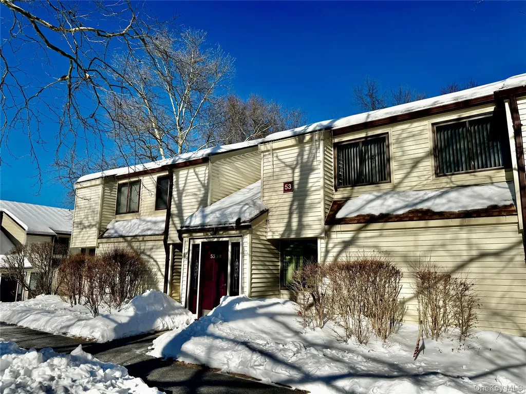 53 Jefferson Oval Yorktown Heights NY 10598