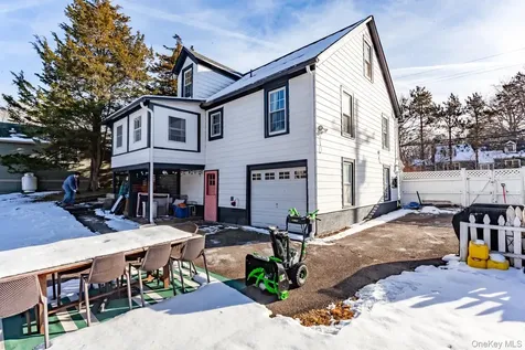 1710 Route 9d Cold Spring NY 10516